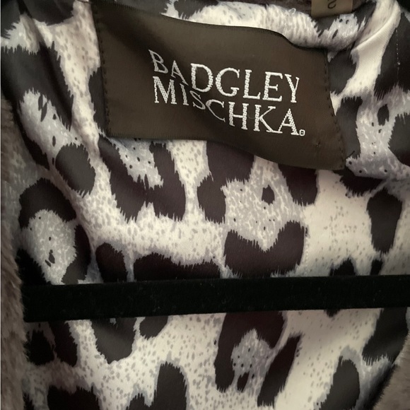 Badgley Mischka Faux-fur Coat - Picture 2 of 4